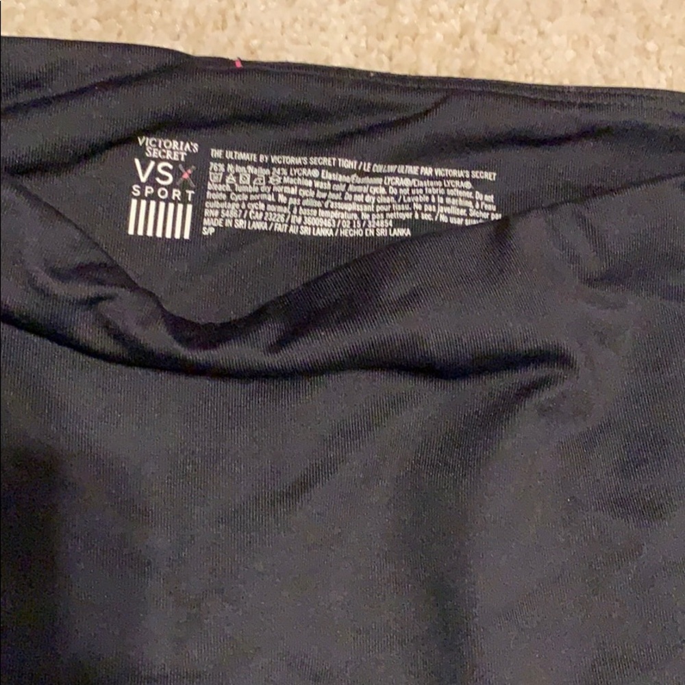 Victoria’s Secret Sports legging